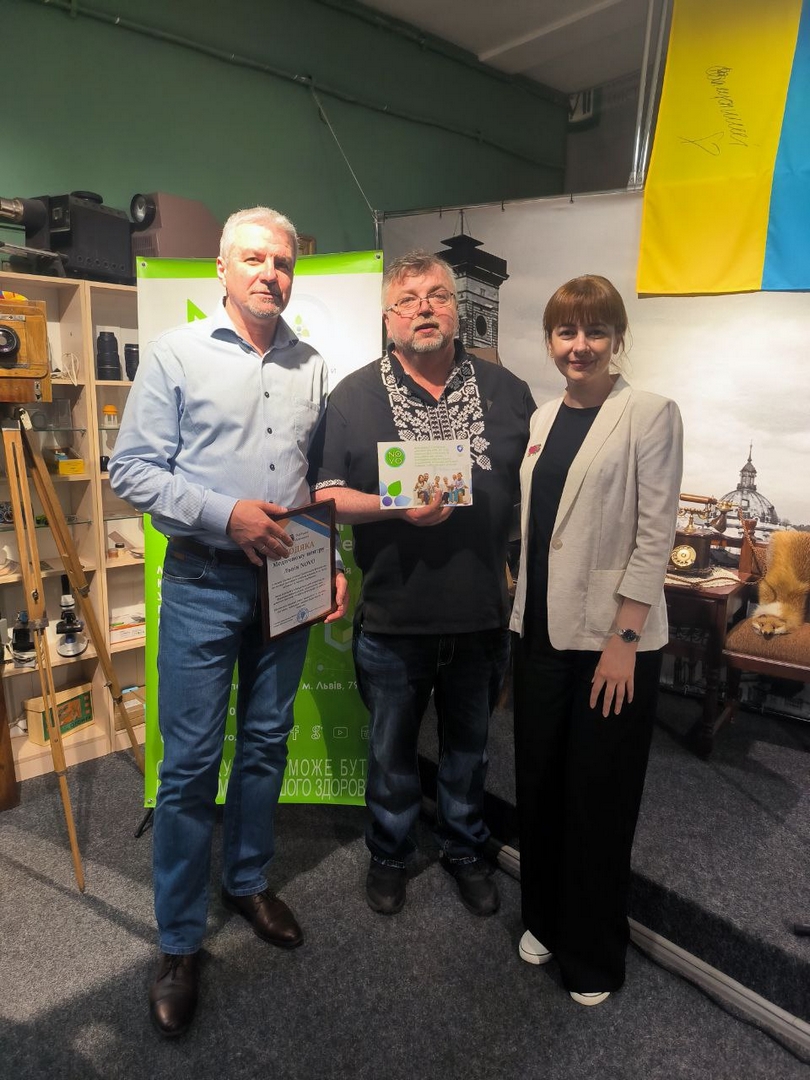 Львівський фотомузей, Тарас Лисак, Роман Метельський, Юлія Гурій, Медичний центр NOVO